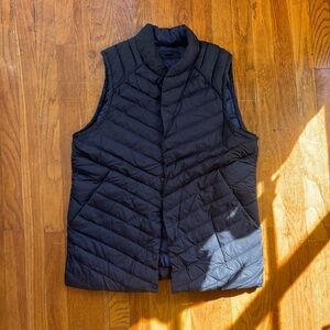Men’s Lululemon Puffer Vest | size M